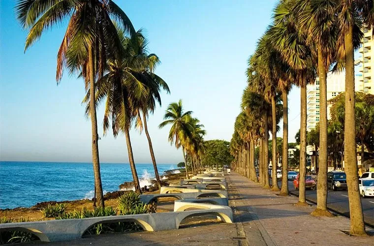 The Malecon of Santo Domingo beside the Caribbean Sea, lined with palms